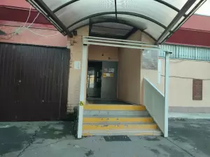 Фотография Спортивная школа олимпийского резерва по прыжкам на батуте № 3 2