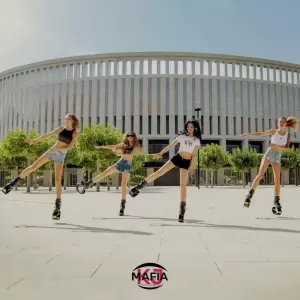 Фотография Kangoo jumps mafia 1